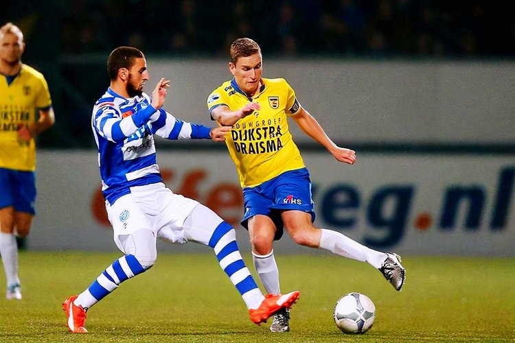 赛中始终保 赛中始终保