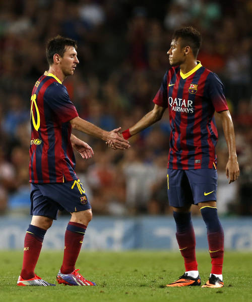 长约脱颖而 长约脱颖而