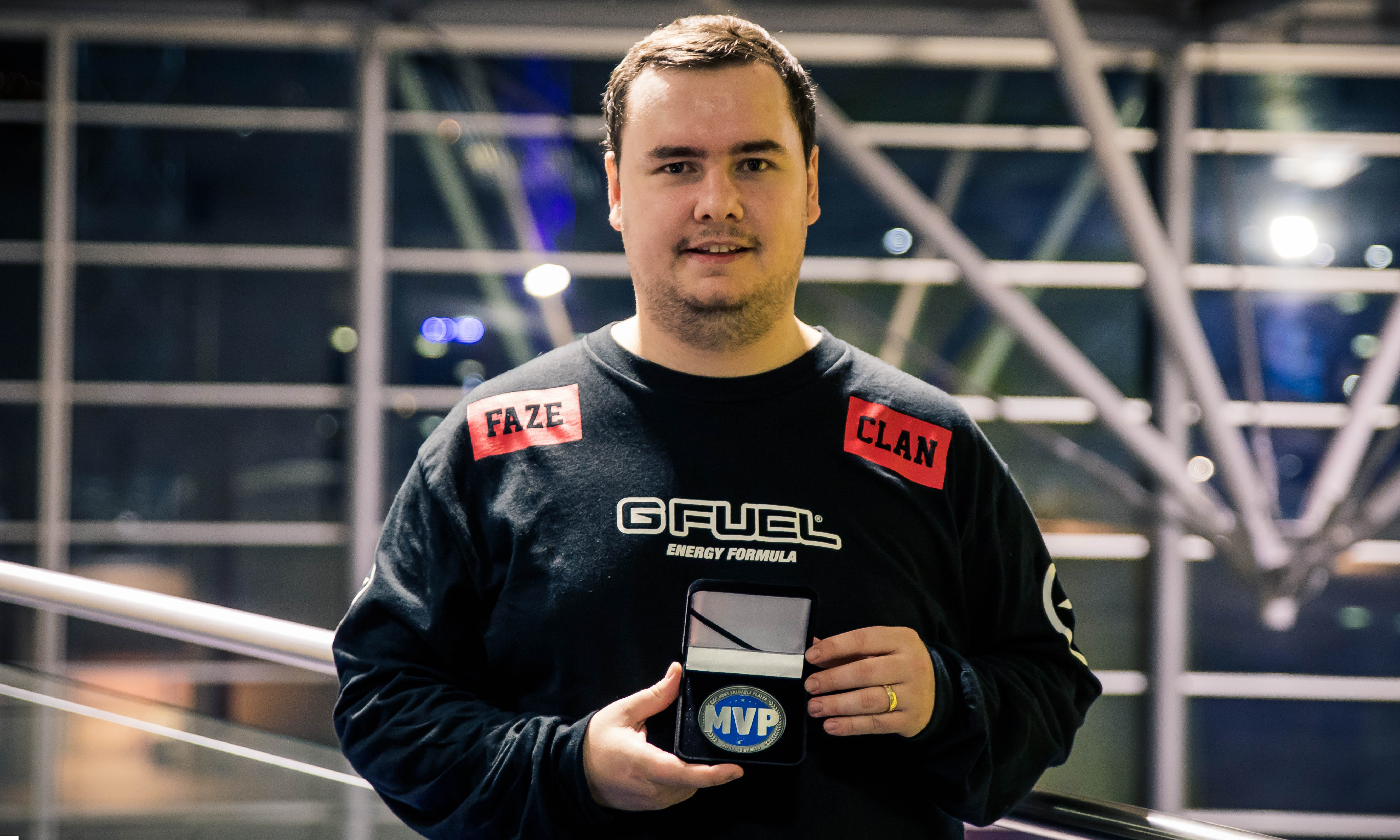 爱德华兹的 爱德华兹的